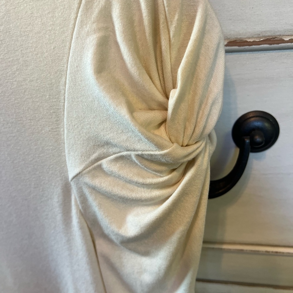 Frame Denim Twisted Sleeve Long Sleeve Top Off White. Size XS. - Picture 7 of 12